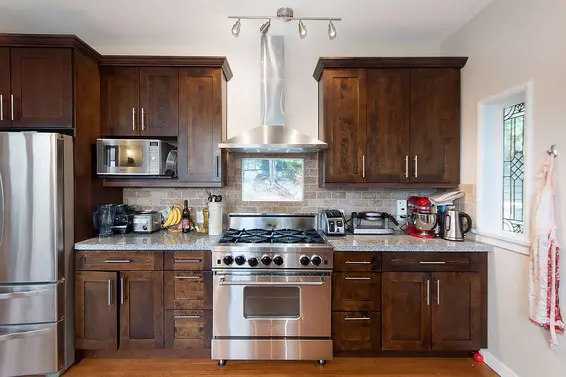 3290 Mathers Avenue, West Vancouver For Sale - image 9