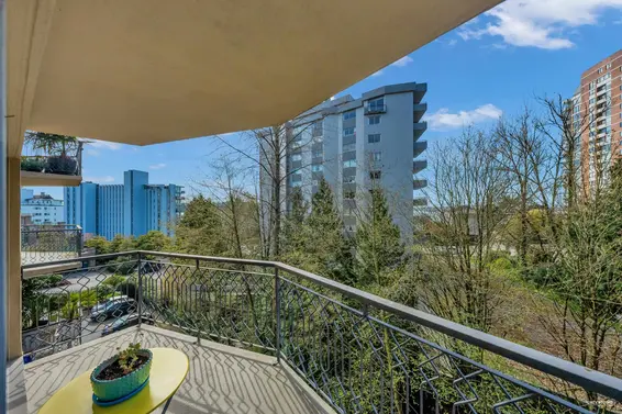 404 1930 Marine Drive, West Vancouver For Sale - image 4