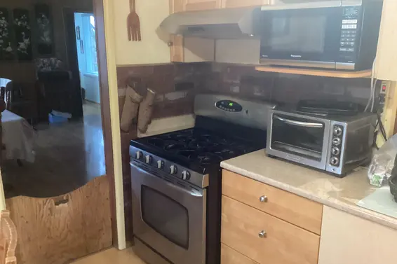 488 East 4th Street, North Vancouver For Sale - image 9