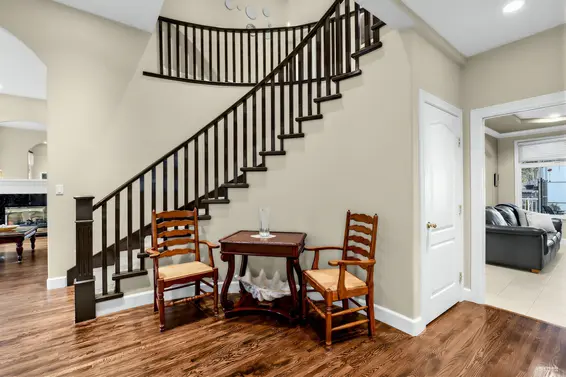 2244 Edgemont Boulevard, North Vancouver For Sale - image 13