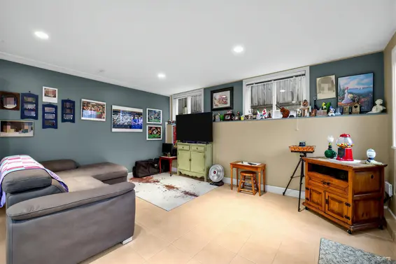 2244 Edgemont Boulevard, North Vancouver For Sale - image 24