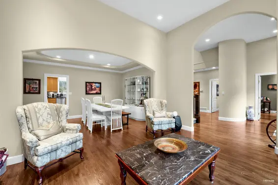 2244 Edgemont Boulevard, North Vancouver For Sale - image 4