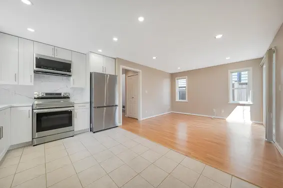 235 West 19th Street, North Vancouver For Sale - image 10