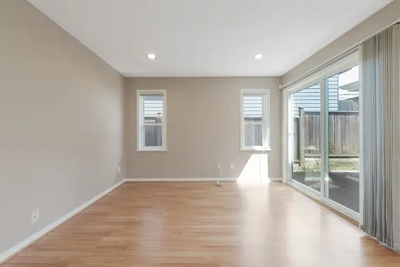 235 West 19th Street, North Vancouver For Sale - image 12