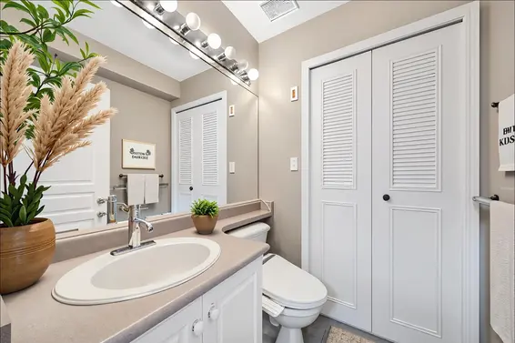 235 West 19th Street, North Vancouver For Sale - image 14