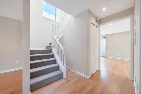 235 West 19th Street, North Vancouver For Sale - image 17