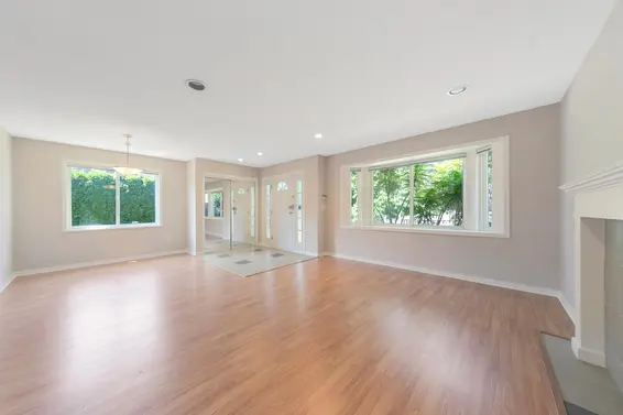 235 West 19th Street, North Vancouver For Sale - image 3