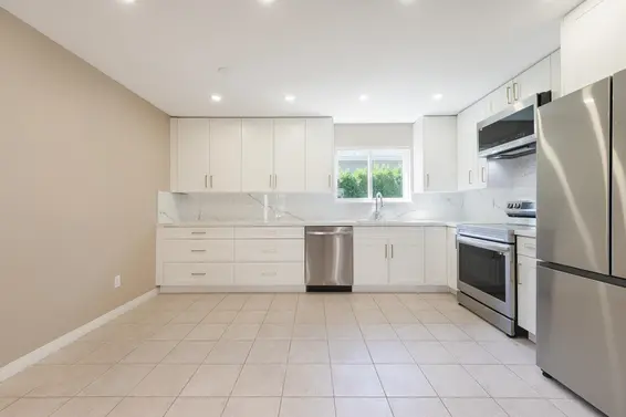 235 West 19th Street, North Vancouver For Sale - image 9