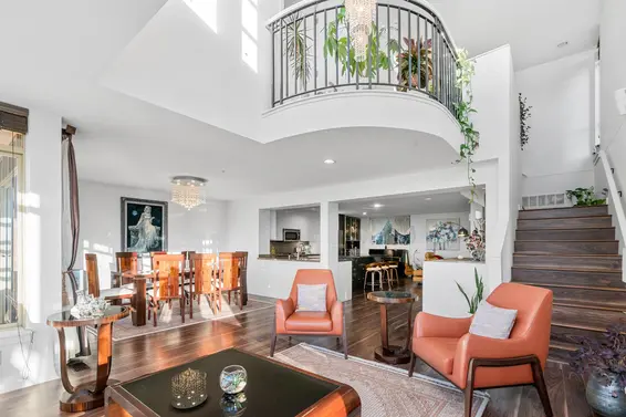 8534 Seascape Court, West Vancouver For Sale - image 11