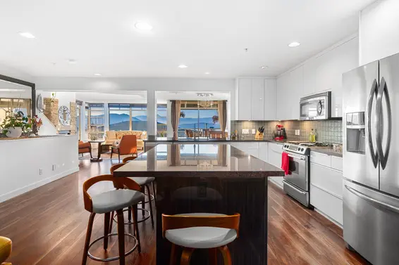 8534 Seascape Court, West Vancouver For Sale - image 16
