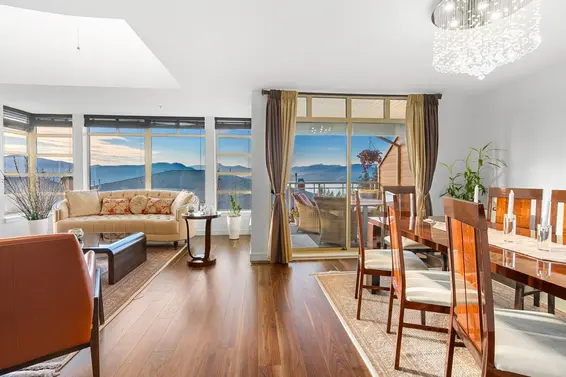 8534 Seascape Court, West Vancouver For Sale - image 4