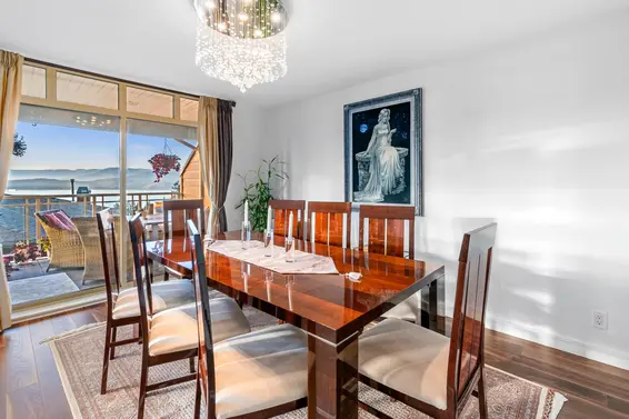 8534 Seascape Court, West Vancouver For Sale - image 5