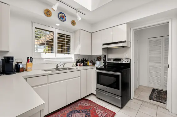 4211 Rockridge Crescent, West Vancouver For Sale - image 18