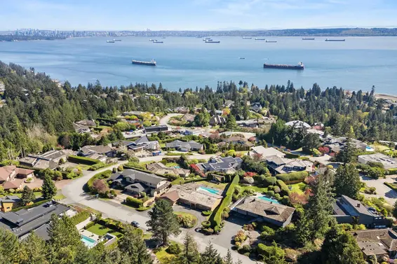 4211 Rockridge Crescent, West Vancouver For Sale - image 6