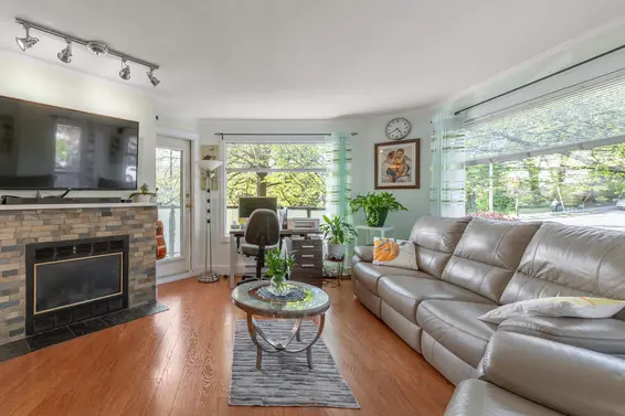 201 175 West 4th Street, North Vancouver For Sale - image 3