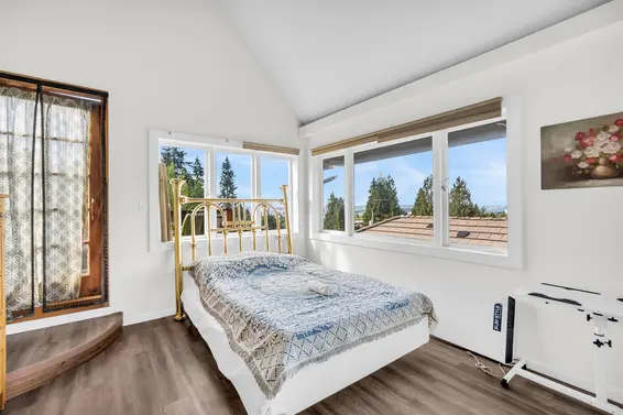 319 East 27th Street, North Vancouver For Sale - image 8