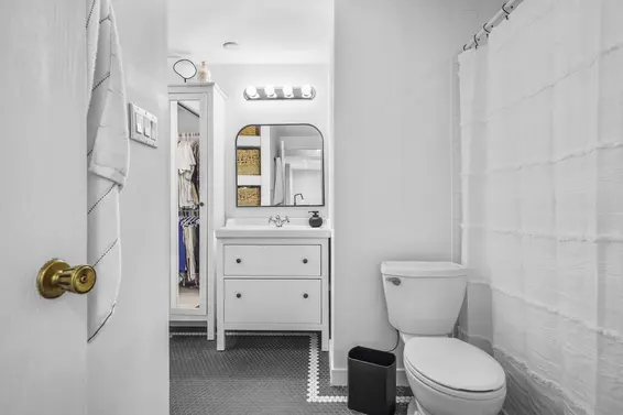 101 210 West 2nd Street, North Vancouver For Sale - image 21