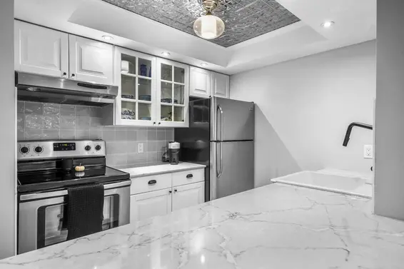 101 210 West 2nd Street, North Vancouver For Sale - image 7