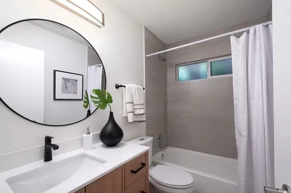 1132 Maplewood Crescent, North Vancouver For Sale - image 23