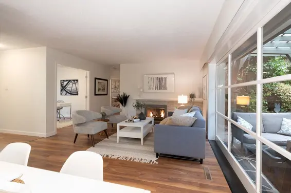 1132 Maplewood Crescent, North Vancouver For Sale - image 7