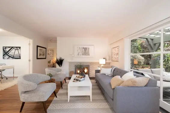 1132 Maplewood Crescent, North Vancouver For Sale - image 9