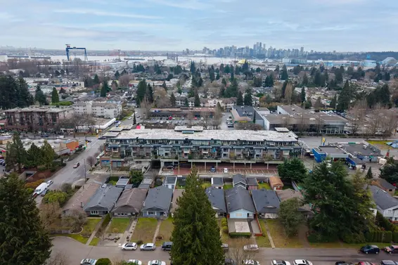 403 1330 Marine Drive, North Vancouver For Sale - image 32