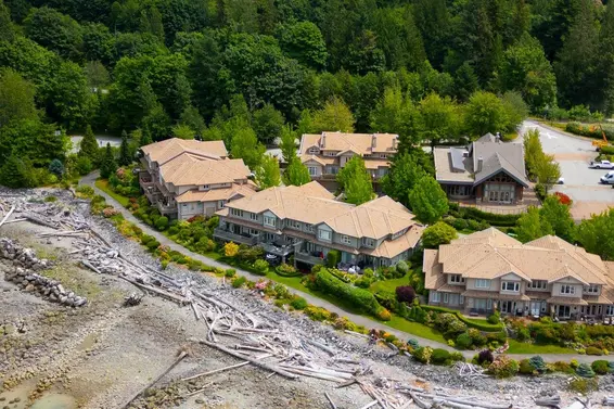 17 Beach Drive, West Vancouver