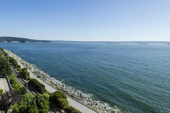 301 2280 Bellevue Avenue, West Vancouver