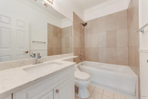 405 3625 Windcrest Drive, North Vancouver For Sale - image 18