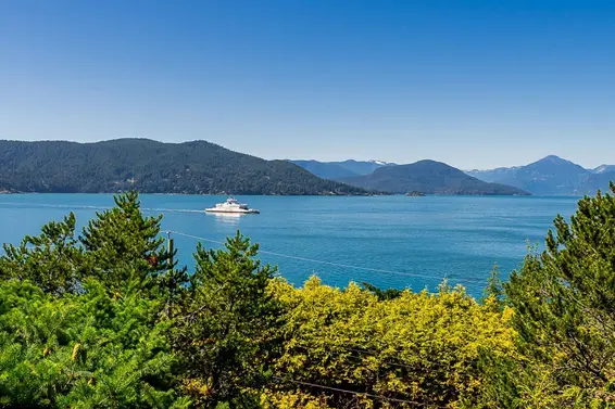 6935 Hycroft Road, West Vancouver For Sale - image 4