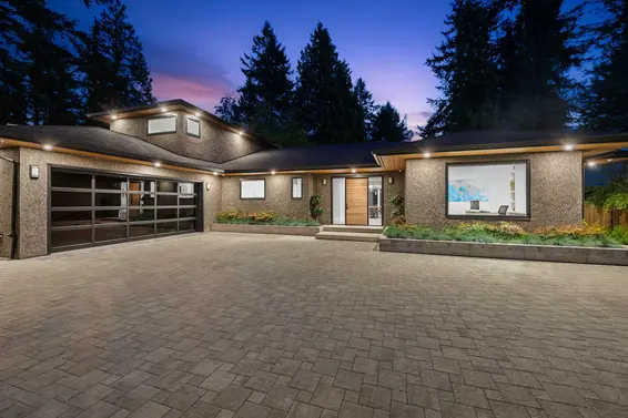 2381 Windridge Drive, North Vancouver