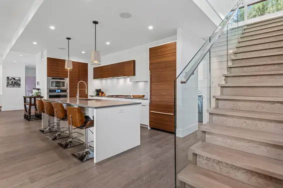 2381 Windridge Drive, North Vancouver For Sale - image 17
