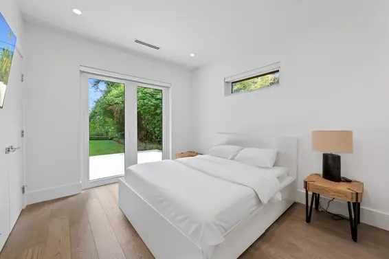 2381 Windridge Drive, North Vancouver For Sale - image 30