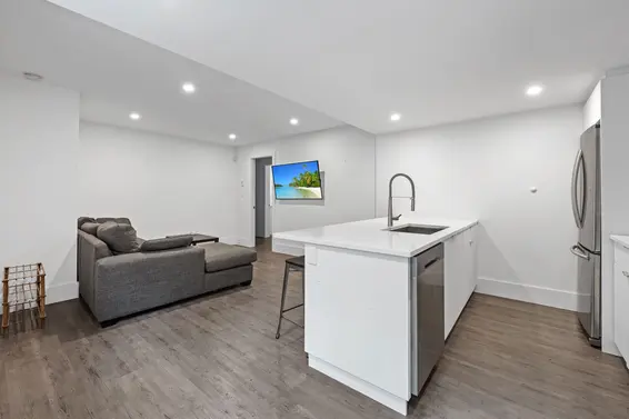 2381 Windridge Drive, North Vancouver For Sale - image 37