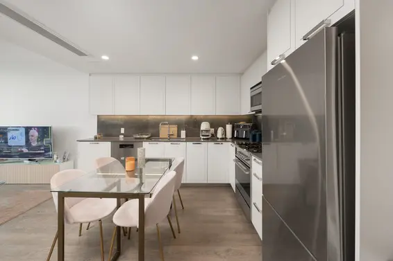1705 1401 Hunter Street, North Vancouver For Sale - image 10