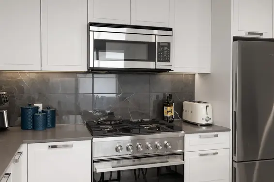 1705 1401 Hunter Street, North Vancouver For Sale - image 11