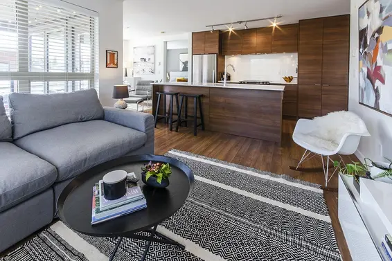 409 1679 Lloyd Street, North Vancouver