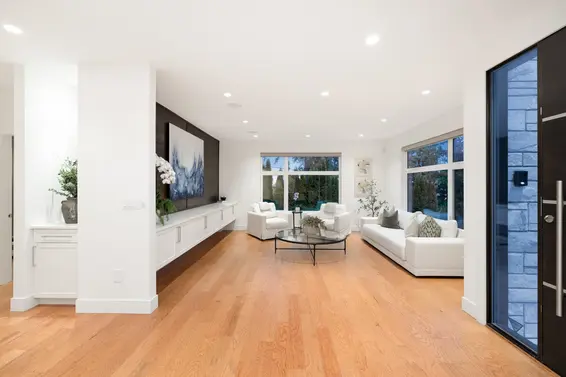 2902 St. Andrews Avenue, North Vancouver For Sale - image 4