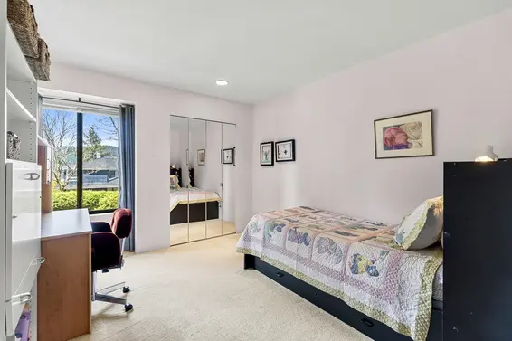 4724 Woodburn Court, West Vancouver For Sale - image 19