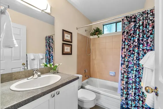 4724 Woodburn Court, West Vancouver For Sale - image 25