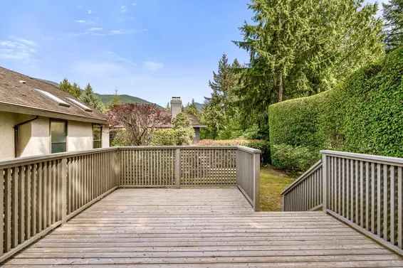 4724 Woodburn Court, West Vancouver For Sale - image 28