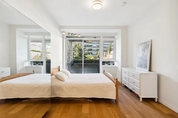204 788 Arthur Erickson Place, West Vancouver For Sale - image 9