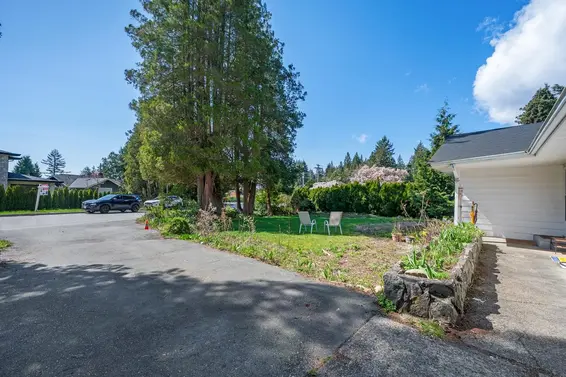 4010 Sunnycrest Drive, North Vancouver For Sale - image 10