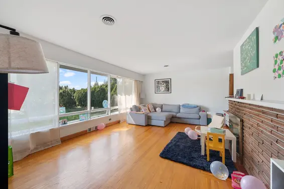 4010 Sunnycrest Drive, North Vancouver For Sale - image 11