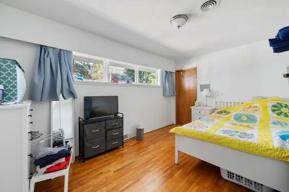 4010 Sunnycrest Drive, North Vancouver For Sale - image 19