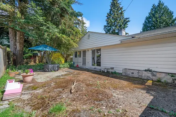 4010 Sunnycrest Drive, North Vancouver For Sale - image 4