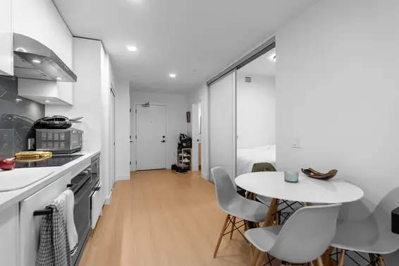 317 422 East 3rd Street, North Vancouver For Sale - image 10