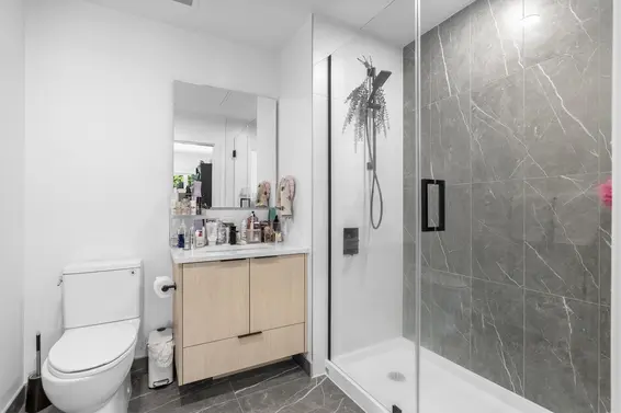 317 422 East 3rd Street, North Vancouver For Sale - image 22