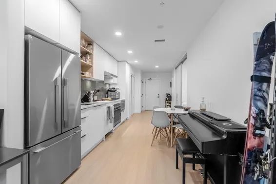 317 422 East 3rd Street, North Vancouver For Sale - image 6