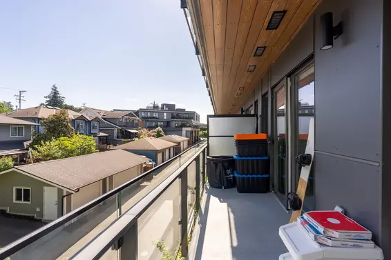 317 422 East 3rd Street, North Vancouver For Sale - image 8
